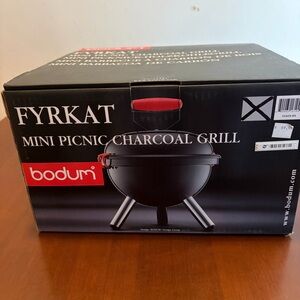 Bodum Mini Picnic Charcoal Grill in Black